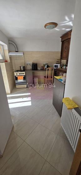 Casa cu 4 camere de vanzare in Campina