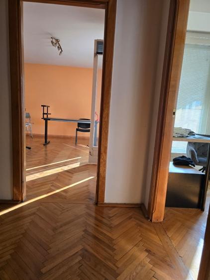 OCAZIE! APARTAMENT PE 2 NIVELE SAGUNA