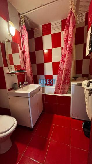 Apartament două camere decomandat