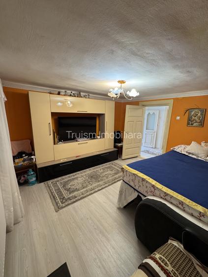 IMOBIL DE VANZARE – 2 CORPURI DE CASĂ | TEREN 285 MP | TOATE UTILITĂȚILE - 5