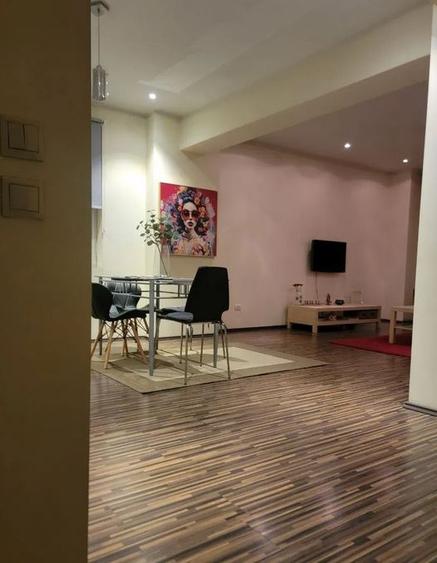 Decebal,Unirii,bl.2012,et.6/11,mobilat,utilat complet,balcon,AC,debara,renovat