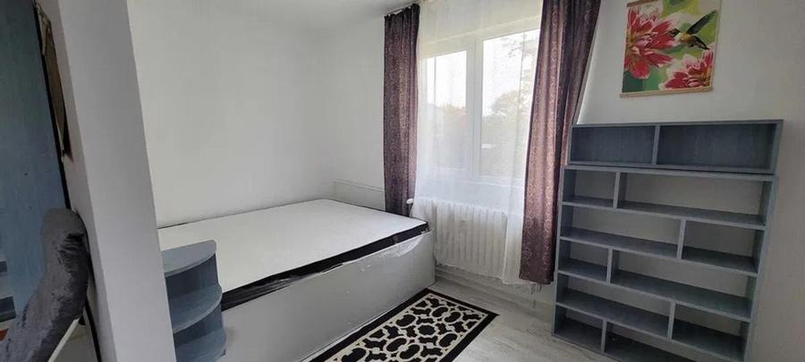Apartament 2 camere, etajul 2/4, zona Tatarasi