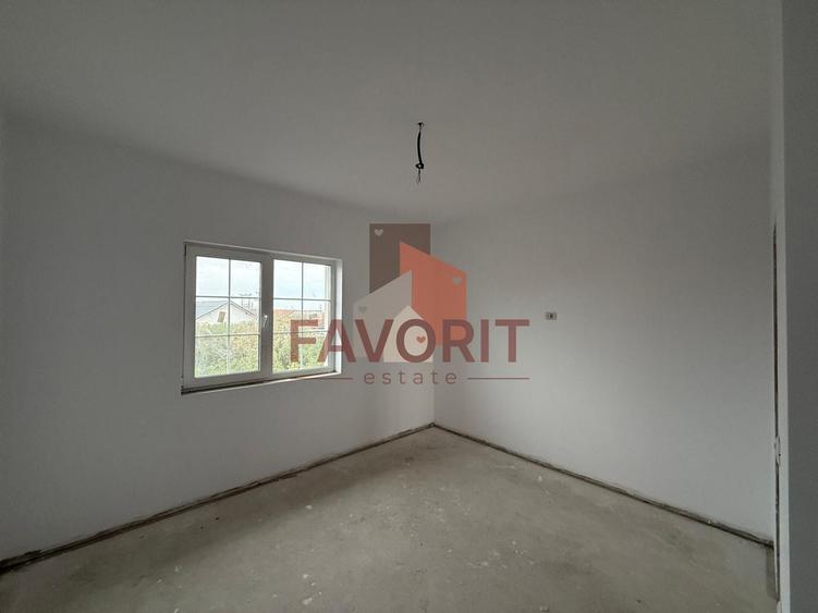 Duplex in Sanandrei | Toate utilitatile | 2 bai | Poarta acces auto |