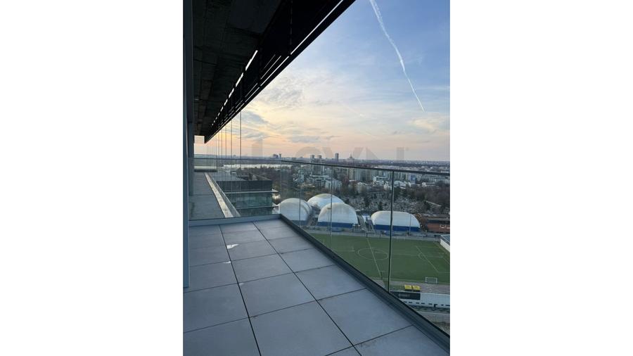 REA1027105 Apartament cu 4 camere UpSite etaj 15