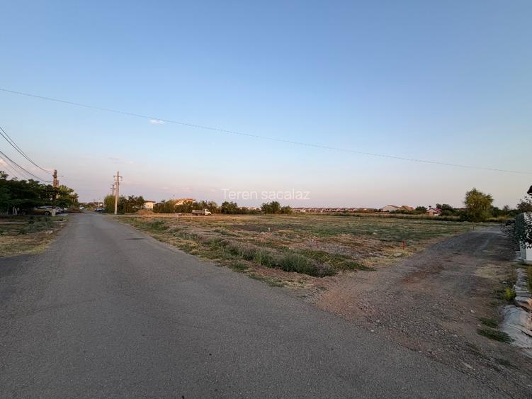 PROPRIETAR VÂND PARCELE TEREN INTRAVILAN SĂCĂLAZ CENTRU  DE LA 500 MP - 5