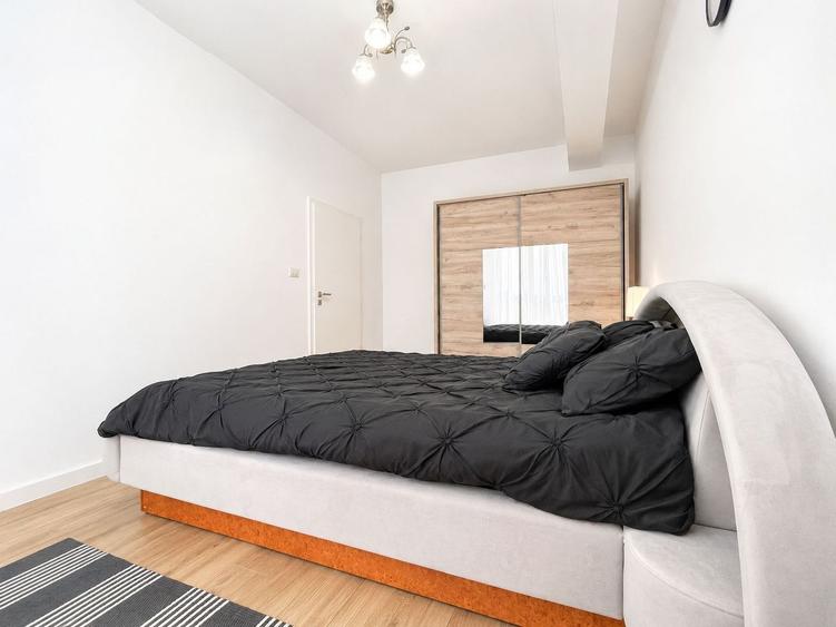 De inchiriat apartament cu 2 camere + loc de parcare - Giroc intrare