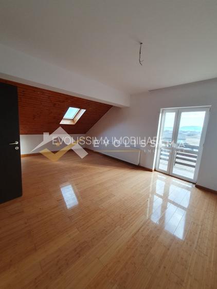 Apartament de trei camere la intrare in Bran - 11
