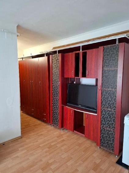 Vând apartament 2 camere