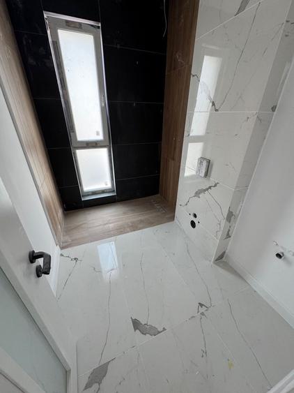 Vile Tunari, zona BUNA, Toate Utilitatile, curte 350m2
