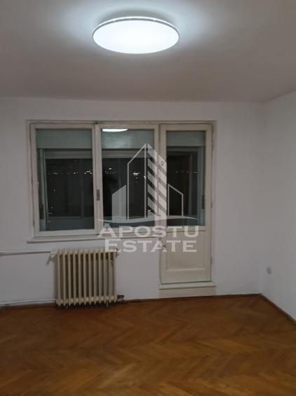Apartament 3 camere de vanzare, zona Take Ionescu, Timisoara