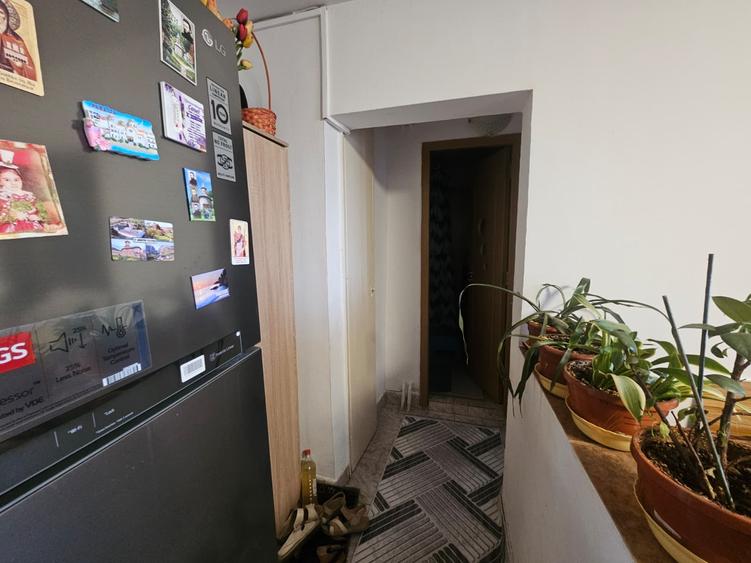 Apartament 2 camere decomandat, Etaj 5/8, Str. V. Croitoru
