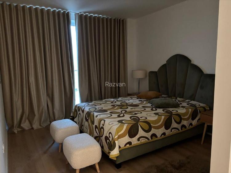 Apartament premium 3 camere | Ultimul etaj | Terasă 19 mp | 2 parcări | Coresi - 7