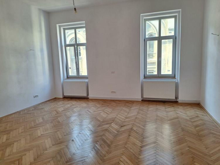DE INCHIRIAT  RENOVAT ULTRACENTRAL