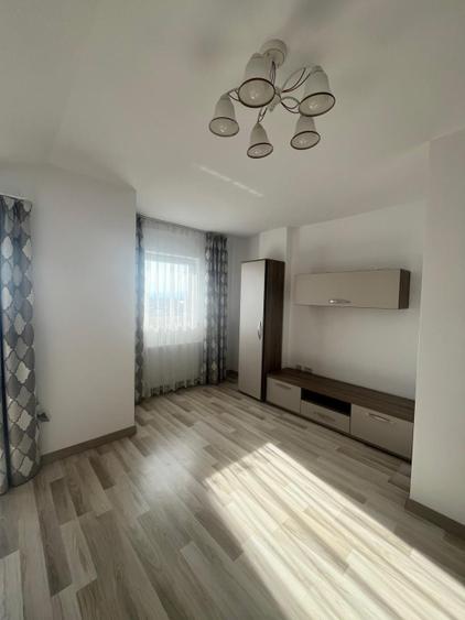 Apartament 3 camere , bloc nou , Radauti