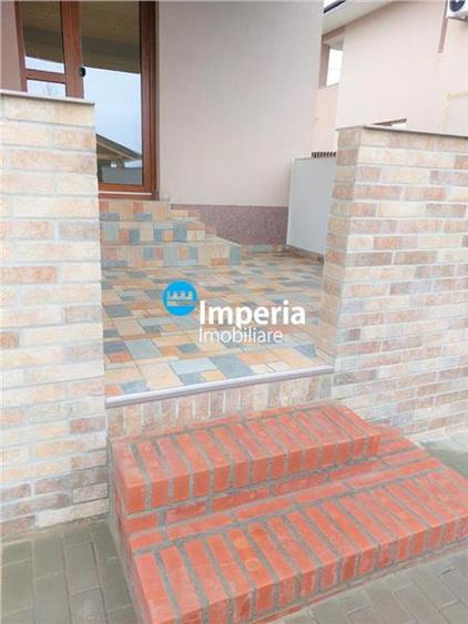 Duplex 5 cam si 2 bai, 300 teren, Beci, Lunca Cetatuii, Centura