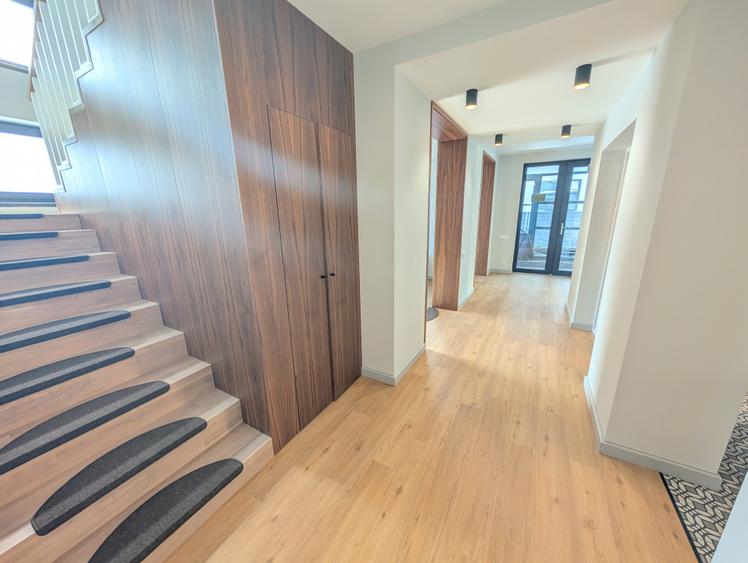Casa spatioasa 180mp plus 50mp terase | 0 comision | Cartier Henri Coanda