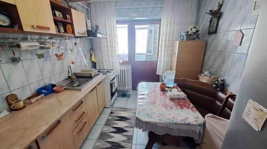 Apartament 2 camere decomandat, Radu Negru.