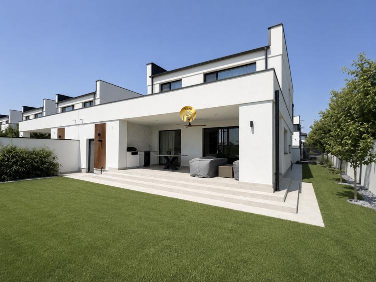 Vila Premium – 5 Camere | 410 mp Teren | Panouri Solare 12 kW & Pompă de Căldură