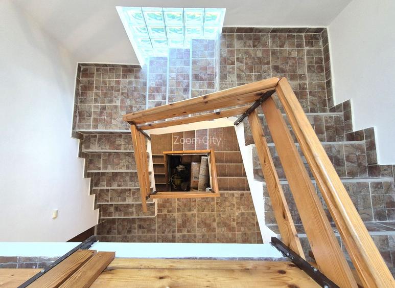 COMISION 0% - Casa cu view specataculos, D+P+M 236mp teren 436mp Campulung Arges