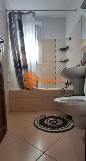 3 Camere Titan-Baba Novac (Bloc Reabilitat)