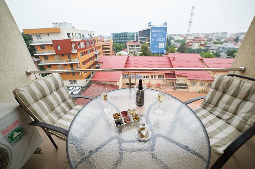 Apartament de inchiriat - Complex rezidențial North Area Lake View
