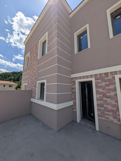 Duplex de 119mp utili cu acces rapid spre Cluj-Napoca