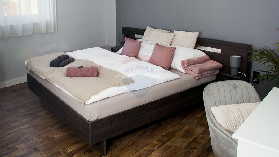Lux și oportunitate de afacere într-un singur loc - 8