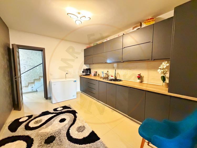 Casa generoasa 5 camere Trivale Clasa energetica A - 9