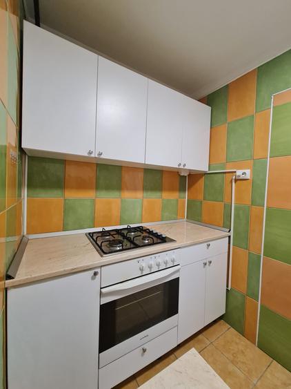 Vanzare apartament 2 camere, in Galati, Aurel Vlaicu, etaj 3, mobilat