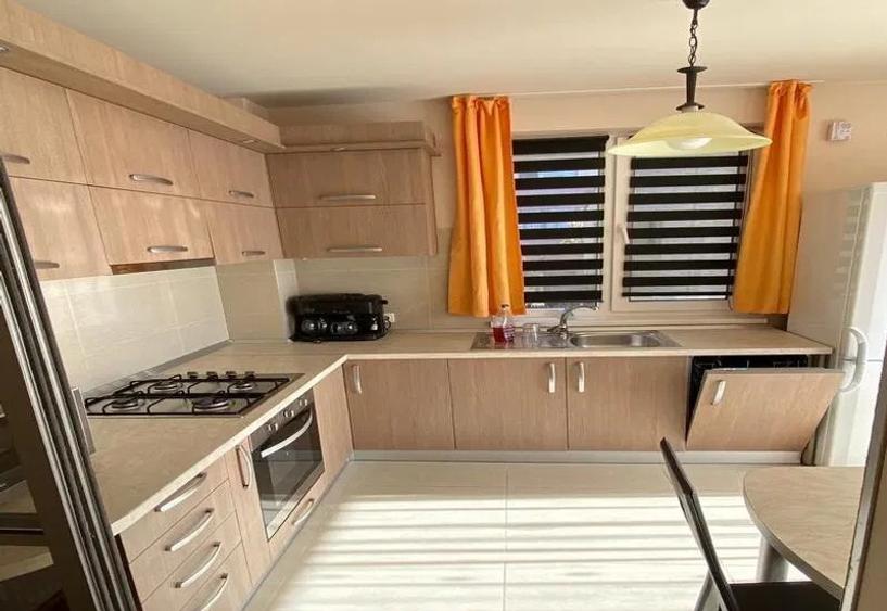 Apartament cu 3 camere, zona CBC si Royal school