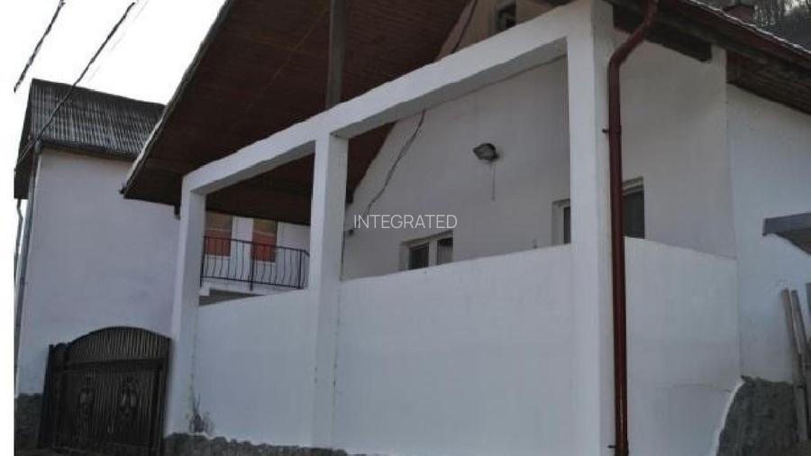Casa D+P+E 427mp + Teren 4850 mp, Robesti - Valcea - 4