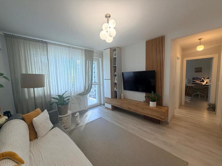 Vanzare apartament 2 camere Hils Pallady