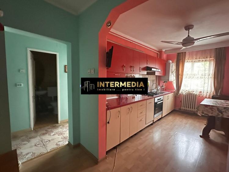 Vanzare Apartament 4 camere Deco CETATE Mercur 2 bai 90 mp cu balcon si pod