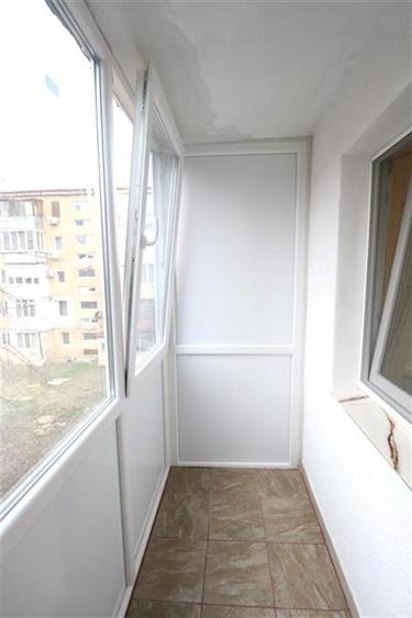 Apartament 2 camere , zona Sagului