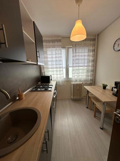 Titan - Prima Închiriere - 3 Camere - Etaj 9 - Renovat - Disponibil Imediat