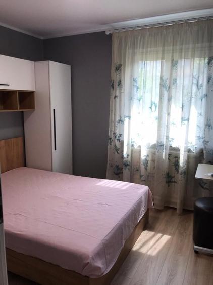 PALAS - Podu Ros apart 2 camere renovat , impecabil