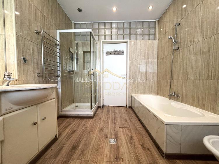 4 rooms ***203 SQM useful*** / 38 SQM terrace + garage / Primaverii