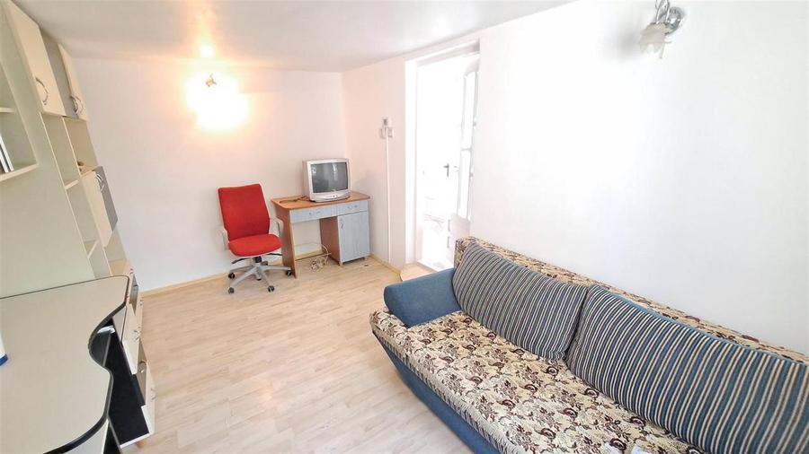 Zona Dorobanti Casa Foarte Buna si Mobilata ,caramida 62mp utili