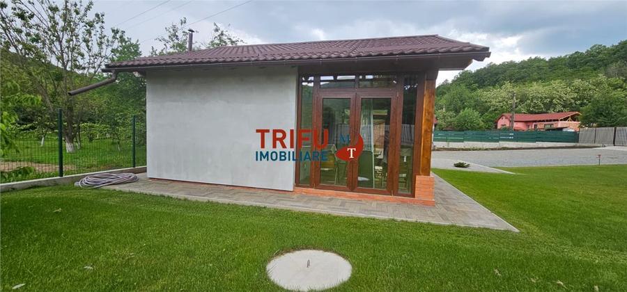 Cabana De Vanzare in Ampoita !