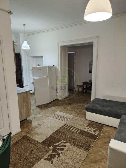Apartament central 3 camere de inchiriat