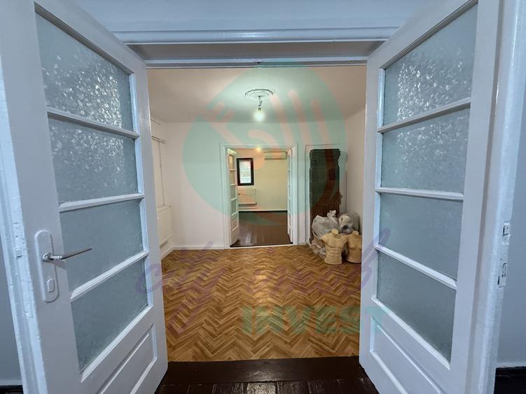 "Casa bunicii" la vanzare in zona Vatra Luminoasa