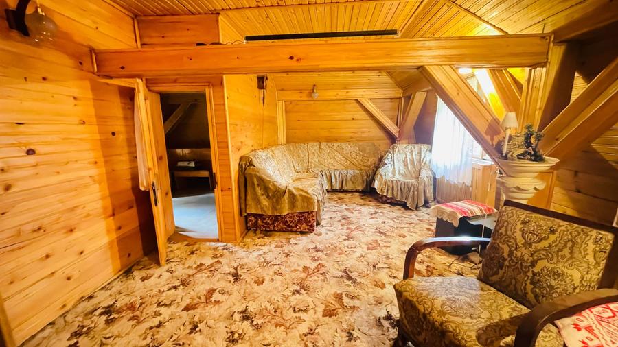 Casa spatioasa cu teren 739 mp in zona Mehala