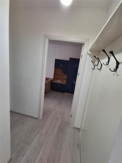 Apartament 3 camere decomandat balcon zona B-dul Mihai Viteazu