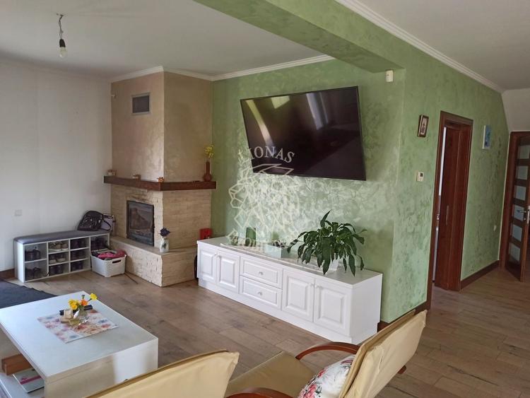 Casa 6 camere 220 mp-teren 1200 mp-curte amenajata-garaj-La Soare