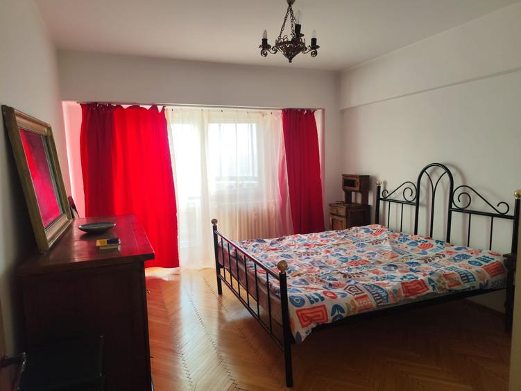 Apartament 2 camere Unirii, bloc 1993