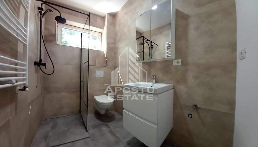 Sediu firma /birouri 160 mp/curte privata 240 mp Giroc