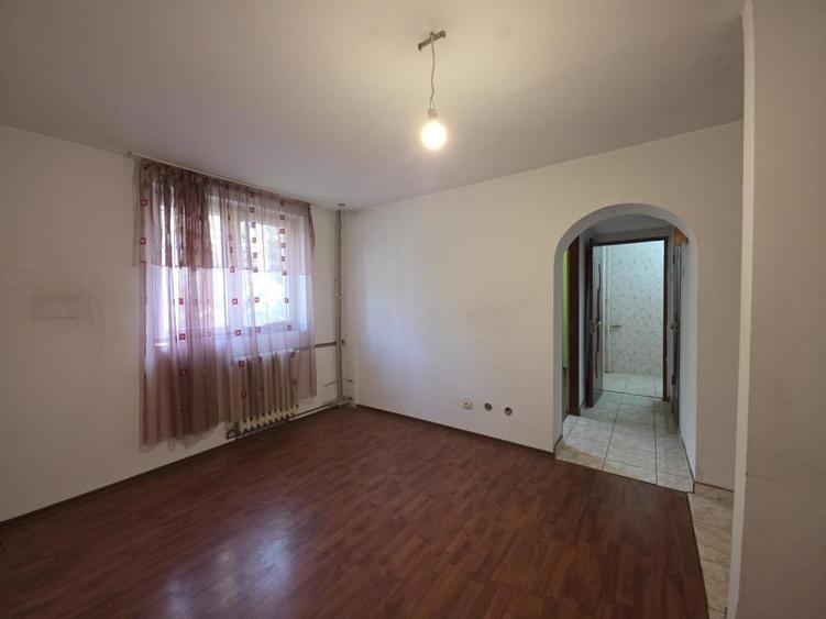 Vanzari Apartamente 2 camere Militari Gorjului
