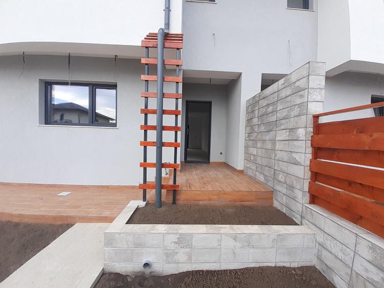 Vila de vanzare Valea Lupului