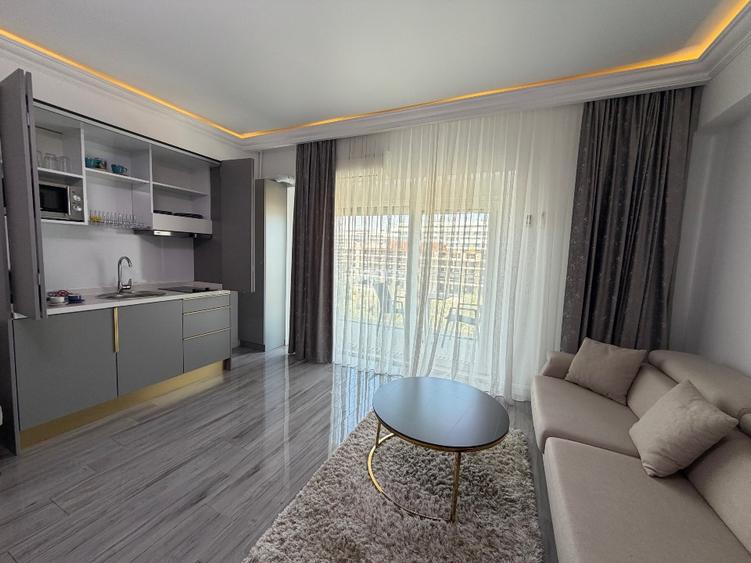 Studio Lux prima linie la mare in White Tower Mamaia - 4