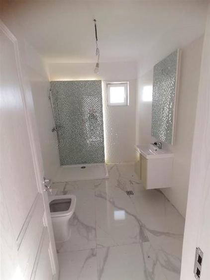 VANZARE - CASA SAU SPATIU COMERCIAL - Locuinta si  sau Afacere - Vila  P+1+M – 1